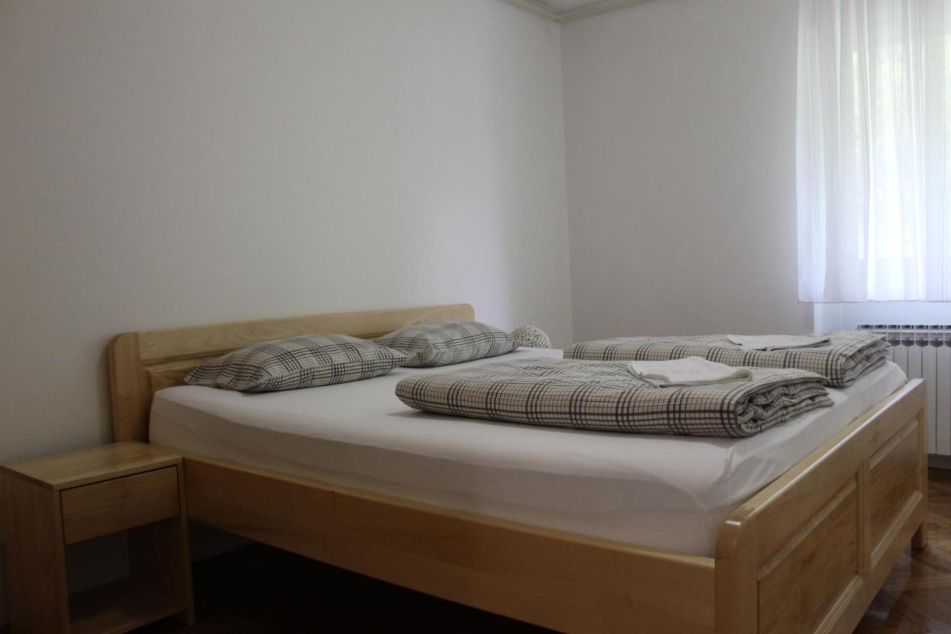 Apartman Black River พลิตวิชกา เยเซรา ภายนอก รูปภาพ