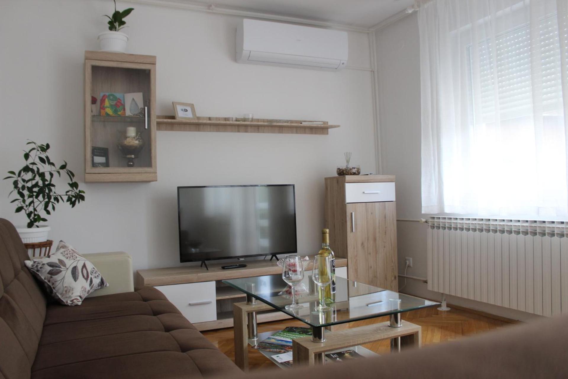Apartman Black River พลิตวิชกา เยเซรา ภายนอก รูปภาพ